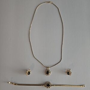 Amazon Gold and Black Necklace Set